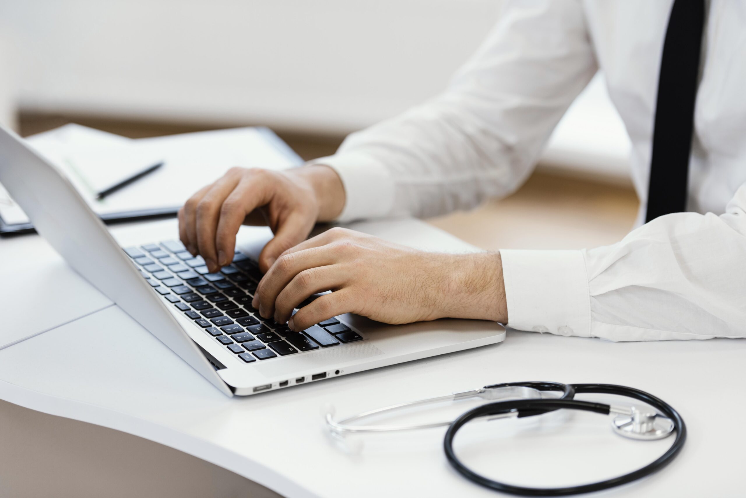 Vorteile eines Onlineshops für den Einkauf in medizinischen Einrichtungen: Effizienz, Auswahl und Zeitersparnis - Expert Medizinbedarf